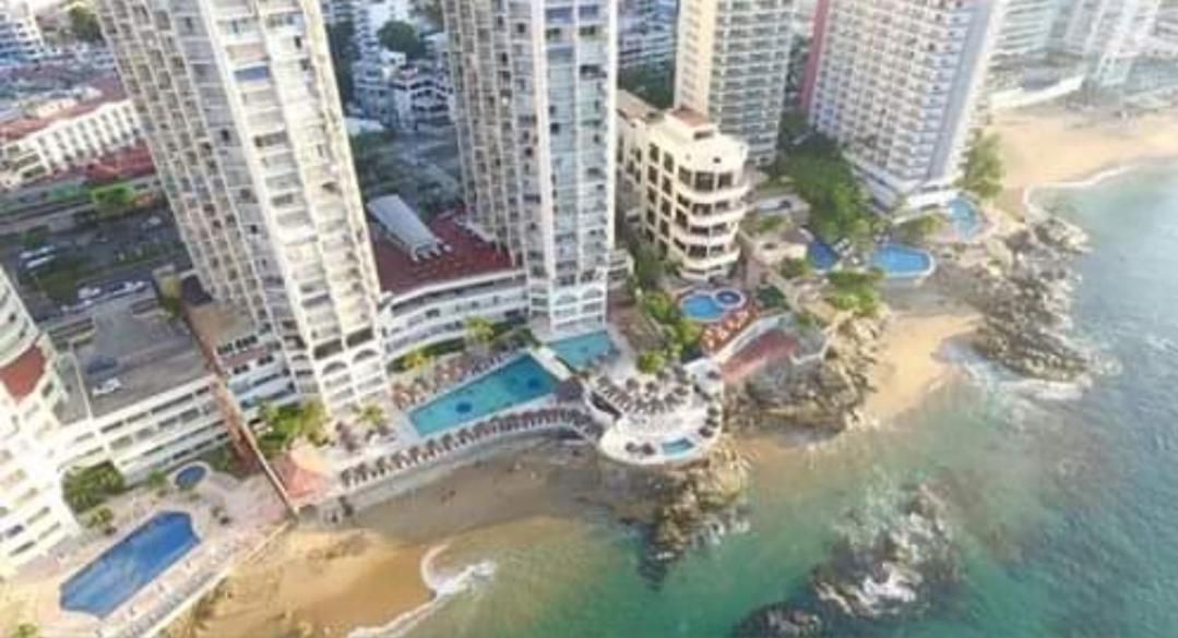 Hotel Las Torres Gemelas Acapulco Bagian luar foto