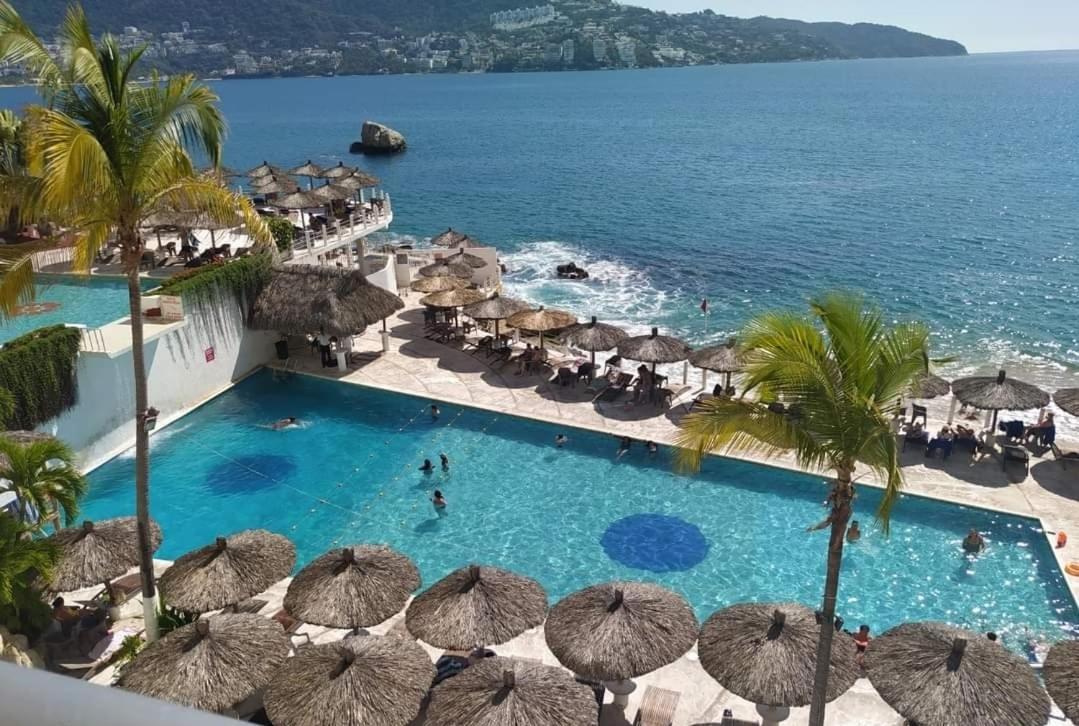 Hotel Las Torres Gemelas Acapulco Bagian luar foto